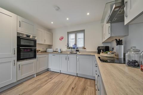 3 bedroom detached house for sale, Poplar Road, Dartmouth