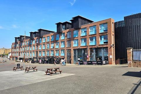 2 bedroom duplex to rent, Barge Arm East, The Docks, Gloucester