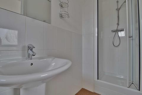 2 bedroom duplex to rent, Barge Arm East, The Docks, Gloucester