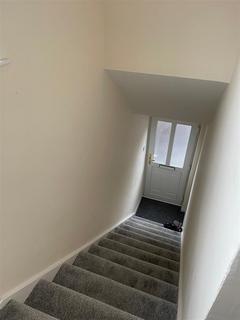 2 bedroom flat to rent, Flat 1, 5a Northallerton Road, Leeming Bar, Northallerton