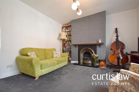 131 Redlam, Blackburn, BB2 1UN