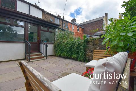 131 Redlam, Blackburn, BB2 1UN