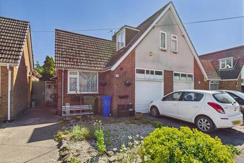2 bedroom semi-detached house for sale, Knowsley Avenue, Cottingham