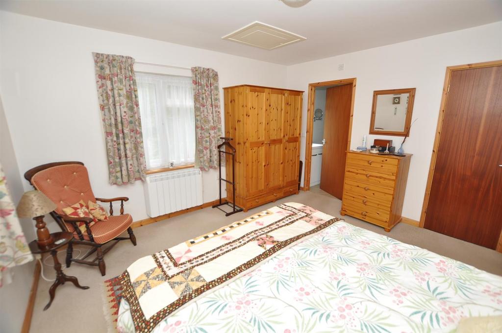 Rear Bedroom 4