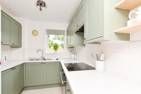 2 bedroom end of terrace house for sale, Buller Close, Crowborough, East Sussex