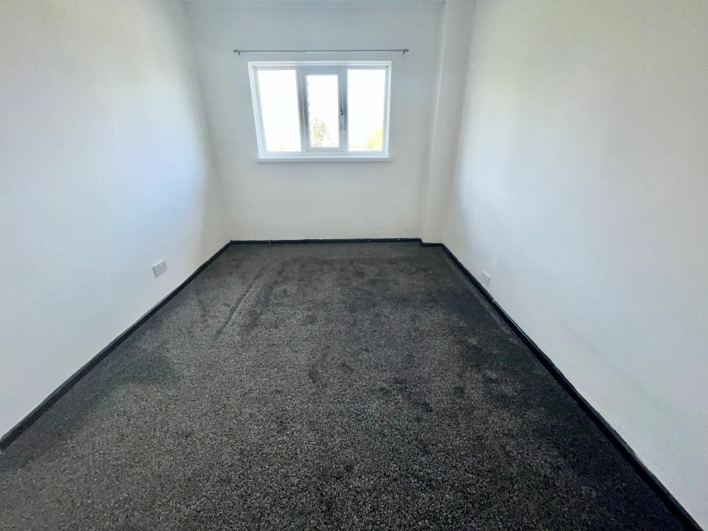 Bedroom 1.jpeg