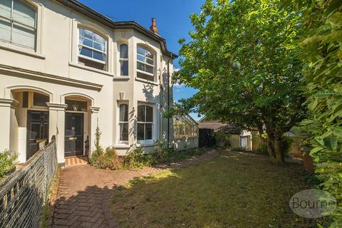 3 bedroom semi-detached house for sale, The Crescent, Farnham, Surrey, GU9