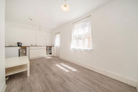 3 bedroom semi-detached house for sale, Noyna Road, London SW17