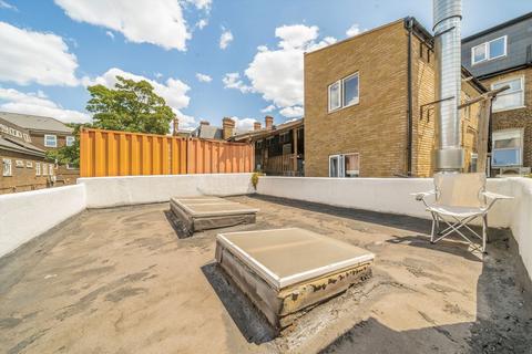 3 bedroom semi-detached house for sale, Noyna Road, London SW17