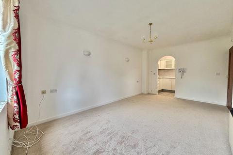 1 bedroom flat for sale, Belle Vue Road, Paignton