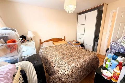 3 bedroom townhouse for sale, Porthallow Close, Orpington BR6