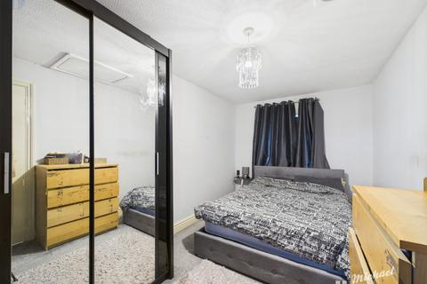 3 bedroom end of terrace house for sale, The Comfrey, Aylesbury