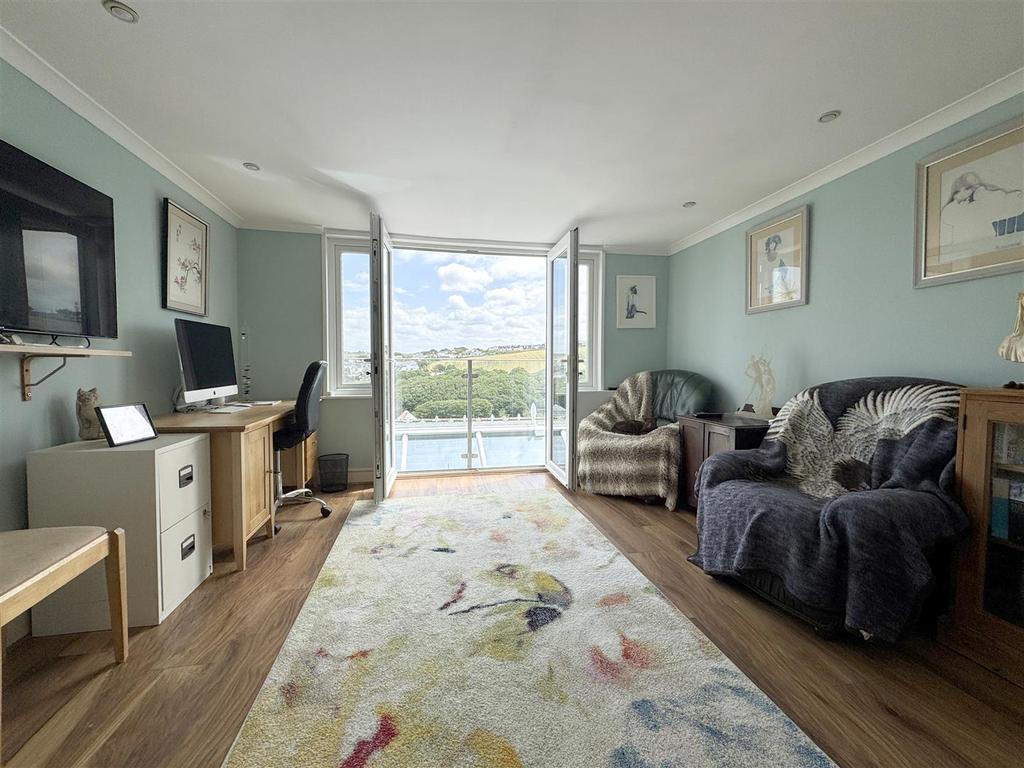 First Floor Bedroom/Living Room