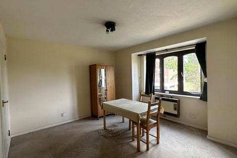 38 Ludford Close, Croydon, CR0 4BY