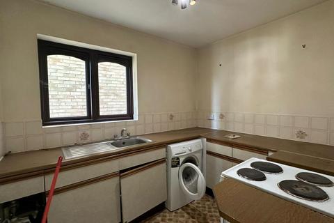 38 Ludford Close, Croydon, CR0 4BY