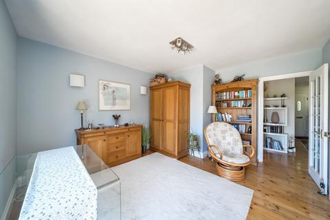 2 bedroom detached house for sale, Court Farm Road, Warlingham CR6
