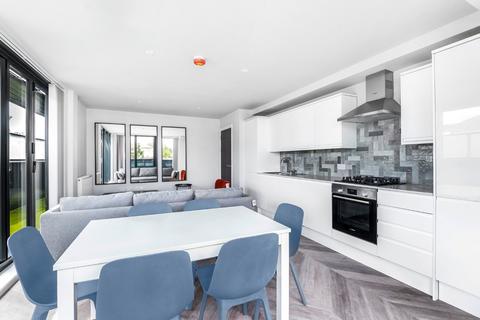 4 bedroom flat to rent, Rotherhithe Old Road, Rotherhithe, London, SE16