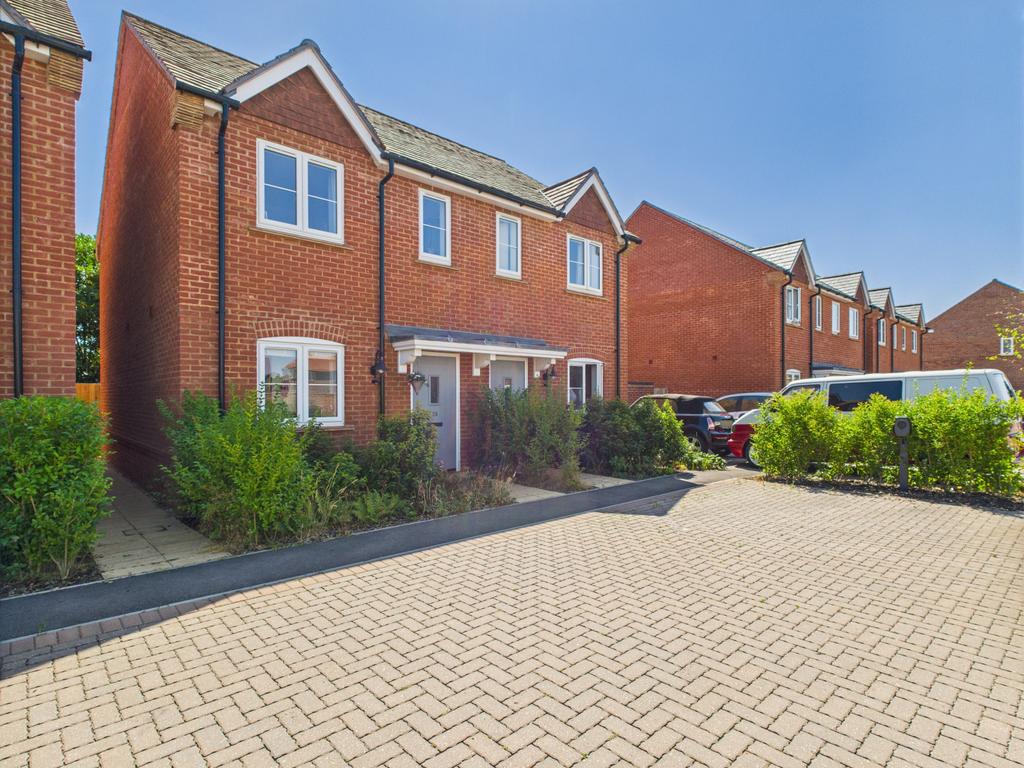 2 Bedroom Semi Detached House for Sale