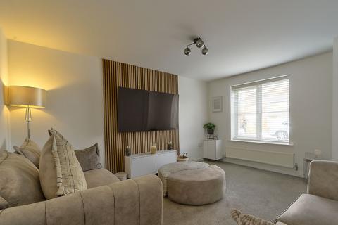 15 Birchwood Grove, Middlesbrough, TS6 0GE