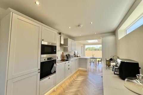 3 bedroom detached bungalow for sale, Broadway, Fleetwood FY7