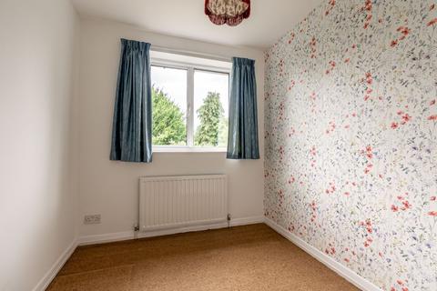 3 Corby Close, St Albans, AL2 3BB