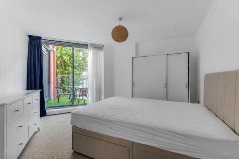 2 bedroom flat to rent, Blackheath Road, London, SE10