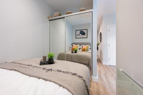 Studio to rent, Clay, Salford Quays, M50