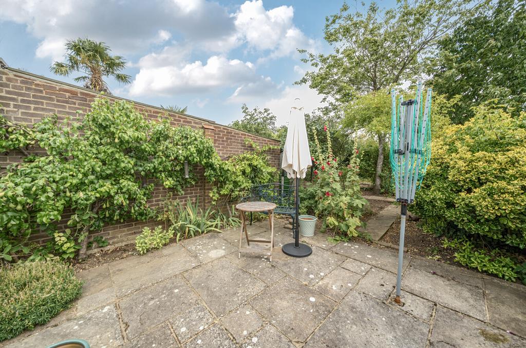 1320586-6-6876a76...
