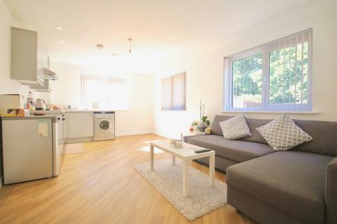 2 bedroom apartment for sale, 118 Wickham Road, Fareham, Hampshire, PO16 7FP