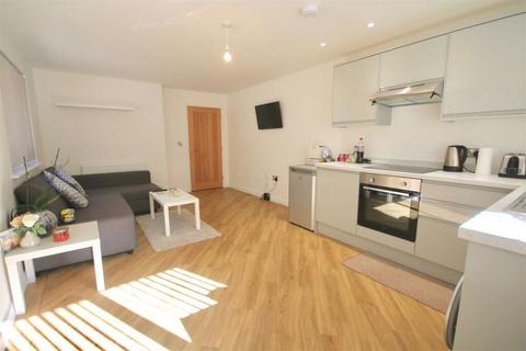 2 bedroom apartment for sale, 118 Wickham Road, Fareham, Hampshire, PO16 7FP