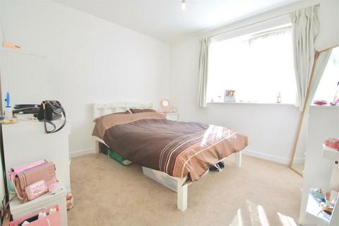 2 bedroom apartment for sale, 118 Wickham Road, Fareham, Hampshire, PO16 7FP