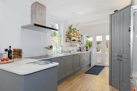 undefined, Navarino Road, Worthing