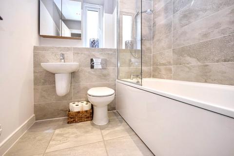 17 Stanley Hall Drive, Wakefield, WF1 4GG