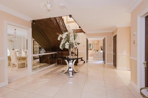 undefined, Fairoak Lane, Oxshott, Leatherhead, KT22