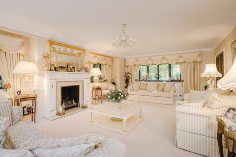 undefined, Fairoak Lane, Oxshott, Leatherhead, KT22