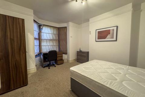 1 bedroom in a house share to rent, Garton End Road, Peterborough