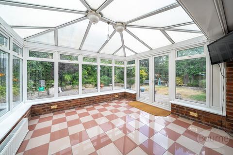 3 bedroom bungalow for sale, Byworth Close, Farnham, Surrey, GU9