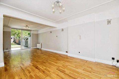 4 bedroom semi-detached house for sale, Drummond Drive, Stanmore