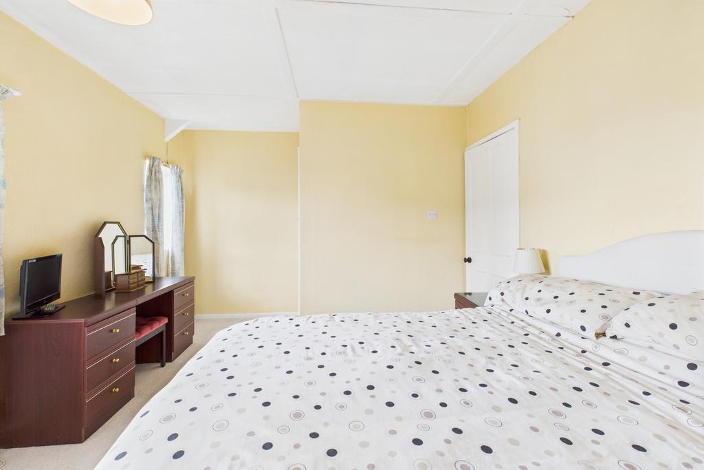 Cam04201 g0 pr0096 still020