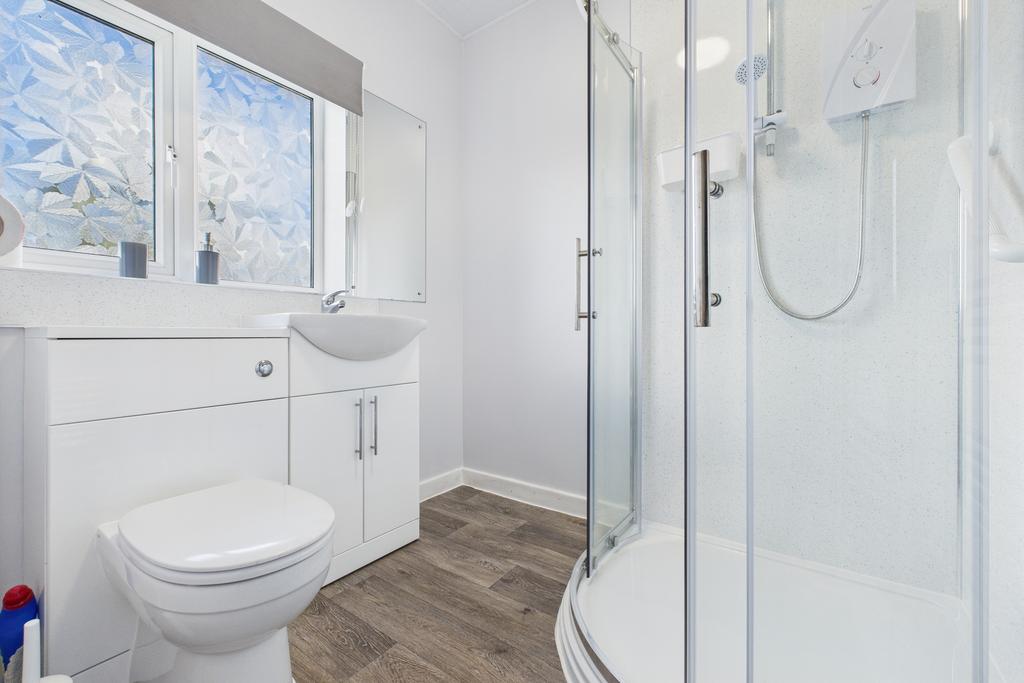 Cam04201 g0 pr0096 still021