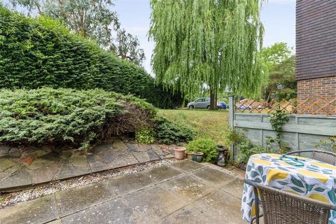 1 bedroom flat for sale, Brookside Avenue, Polegate BN26