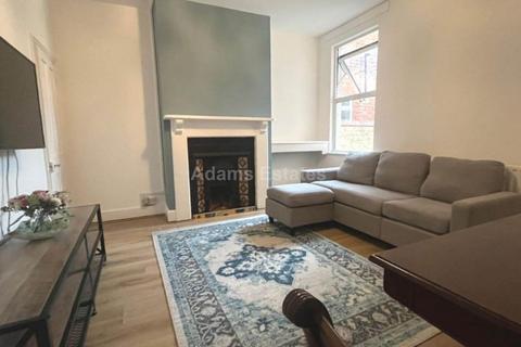 1 bedroom in a house share to rent, Radstock Road, Reading