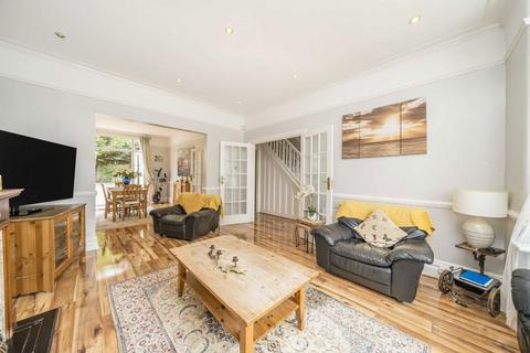 4 bedroom terraced house for sale, Hamilton Road, London NW11
