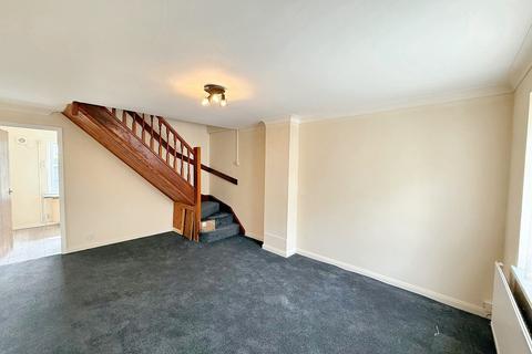 2 bedroom semi-detached house for sale, New Garden Drive, WEST DRAYTON UB7