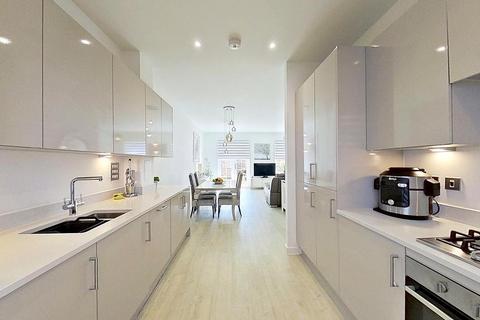 undefined, Avenue Road, Herne Bay, CT6 8TG