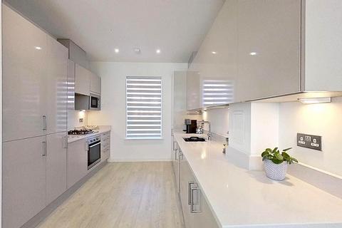 Avenue Road, Herne Bay, CT6 8TG