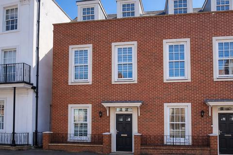 4 bedroom semi-detached house for sale, Avenue Road, Herne Bay, CT6 8TG