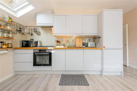 3 bedroom apartment for sale, Roundwood Road, London, NW10