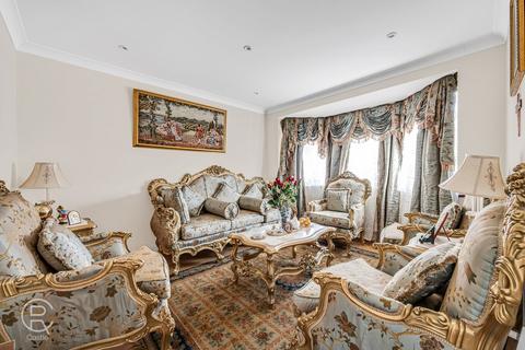 4 bedroom end of terrace house for sale, Ellesmere Road, Greenford, UB6