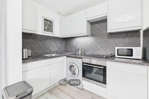 1 bedroom apartment to rent, Lawson Court, High Street, Hull, HU1 1HA